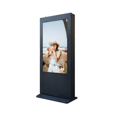 55 inci 4K Outdoor Digital Sign Boards Tampilan Layar 89 Sudut Tahan Air
