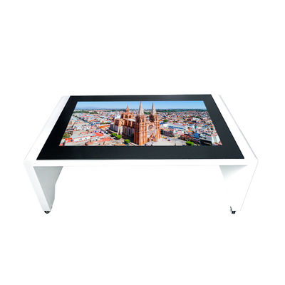BT4.0 IPS Meja Layar Sentuh Interaktif 43 Inch Lcd RJ45 Dengan Roda
